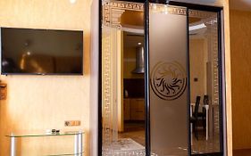 Seven Eleven Apartment Hotel In Most City